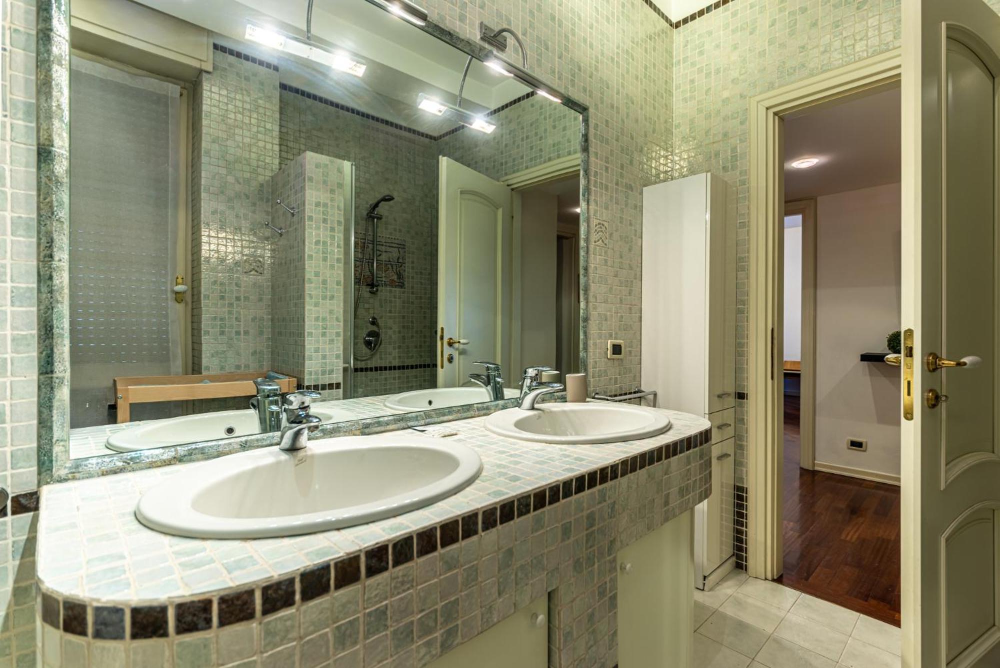 Apartment Filiberto Charme Mailand